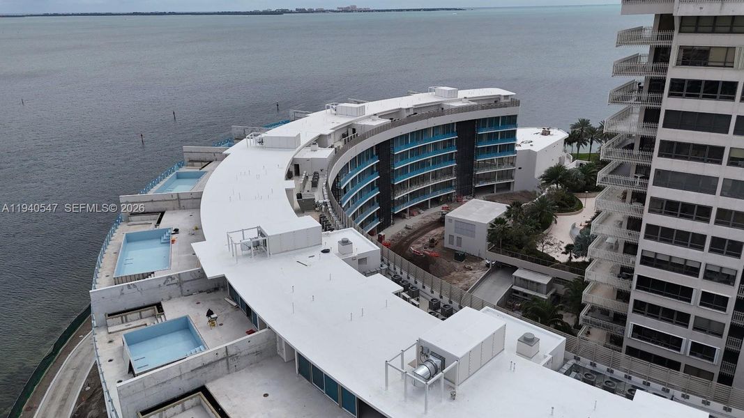 Condo located in Miami, FL showcasing its design and architecture (Image 23).