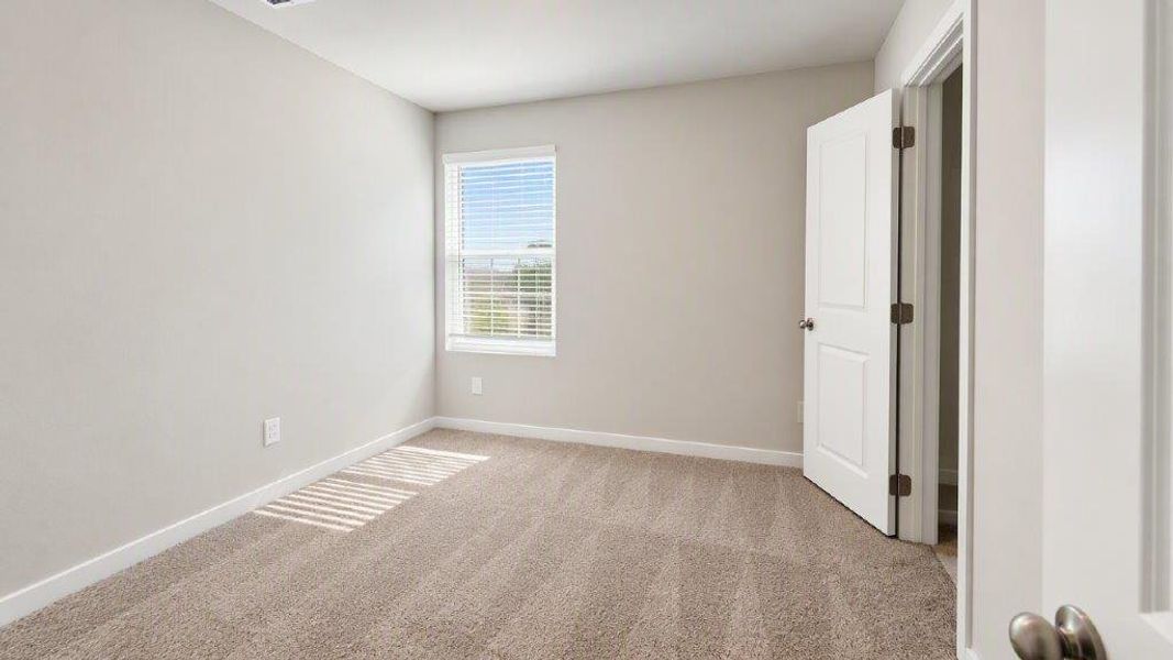 Spacious, unfurnished interior of a new home in Kokomo, Rockport (Image 12).