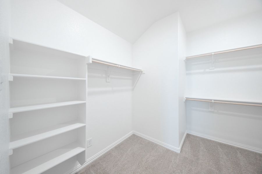 Spacious, unfurnished interior of a new home in Churchill, Anna (Image 18).