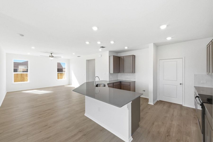 Furnished interior view inside a new home in Stoney Chase, Del Valle (Image 14).