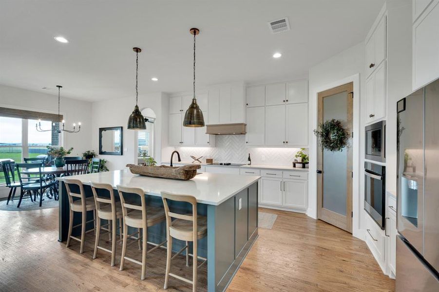 Perfect for entertaining and hosting!
