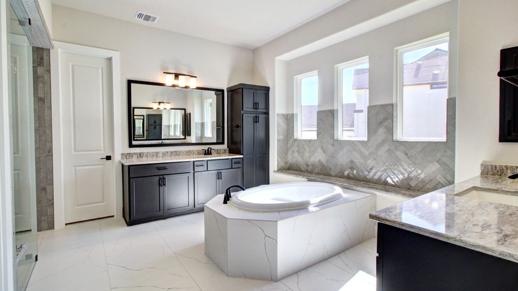 Furnished interior view inside a new home in Verandas at the Rim, San Antonio (Image 27). Furnished interior view inside a new home in Verandas at the Rim, San Antonio (Image 27).