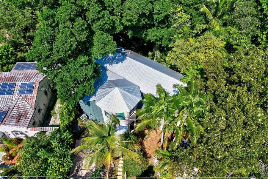 Image 68 of a home in .