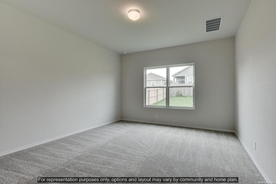 Spacious, unfurnished interior of a new home in Nopal Valley, San Antonio (Image 13).