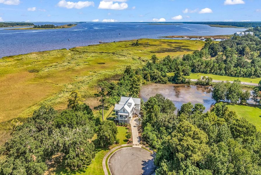 Image 33 of a home in . Image 33 of a home in .