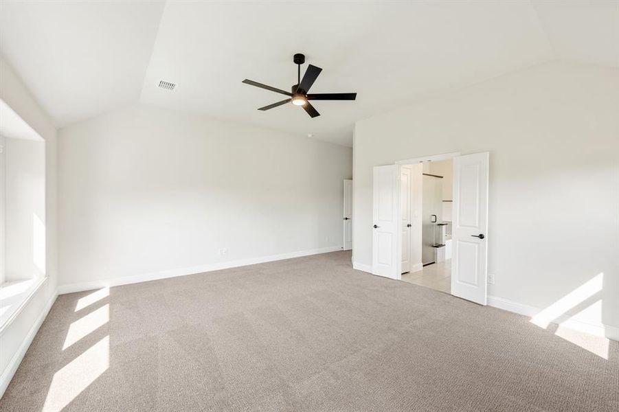 Spacious, unfurnished interior of a new home in Sunset Ridge, Alvarado (Image 30). Spacious, unfurnished interior of a new home in Sunset Ridge, Alvarado (Image 30).
