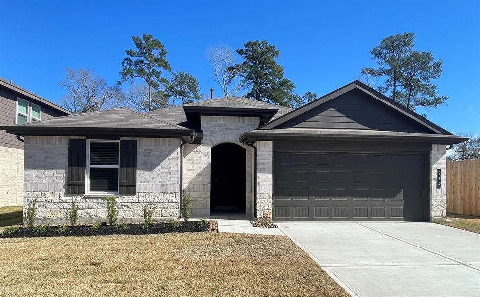 Charming Brick One Story! Ready For Move In!