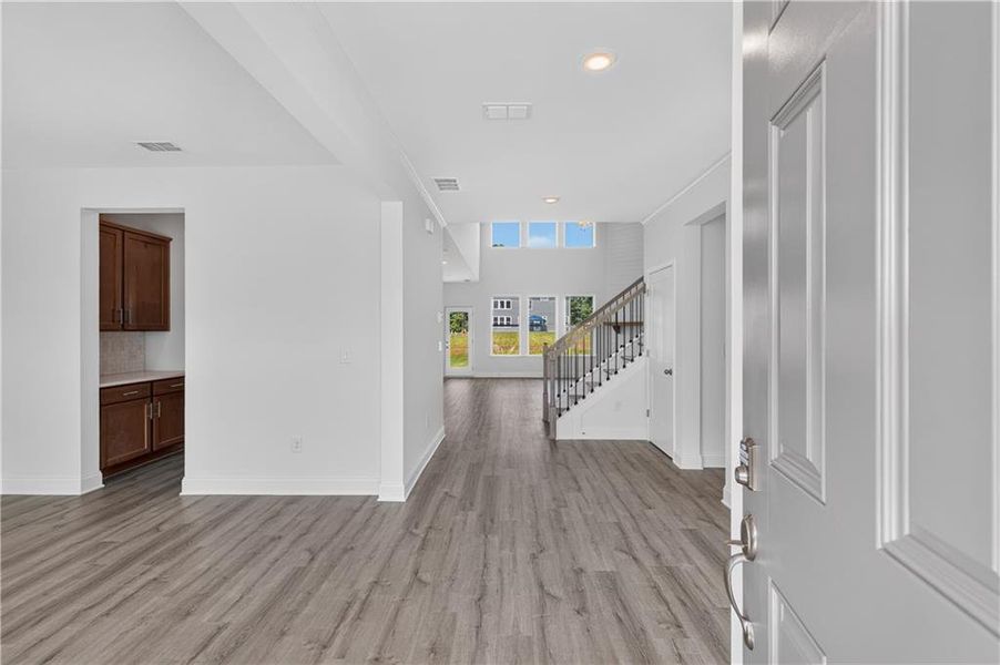 Spacious, unfurnished interior of a new home in Pickens Bluff, Hiram (Image 30).
