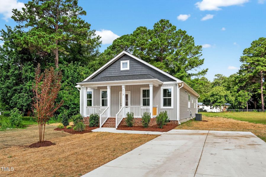 4-web-or-mls-DSC08803 4-web-or-mls-DSC08803