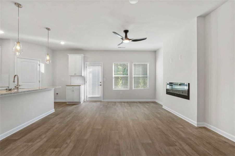 Spacious, unfurnished interior of a new home in Parkway James, Snellville (Image 12).