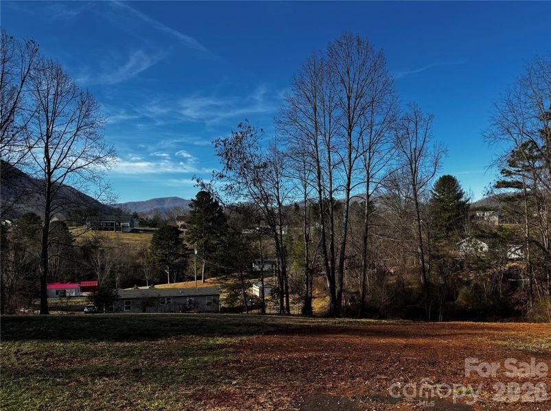 Natural landscape and outdoor views near  in Leicester (Image 22).