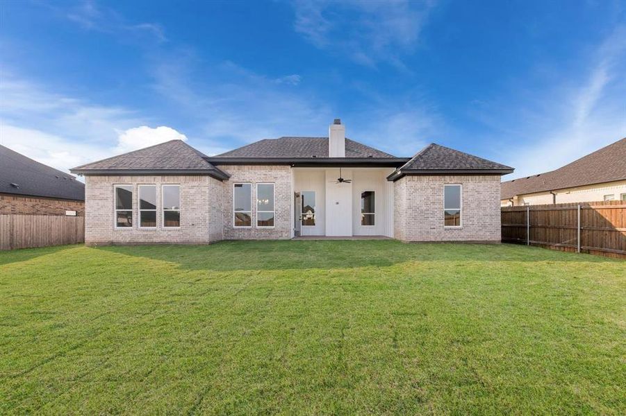 Exterior details and patio area of a home in , Waco (Image 29).