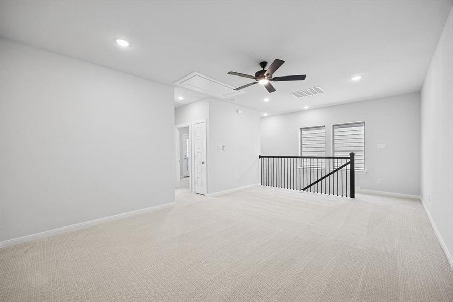 Spacious, unfurnished interior of a new home in The Retreat at Harvest, Argyle (Image 26). Spacious, unfurnished interior of a new home in The Retreat at Harvest, Argyle (Image 26).