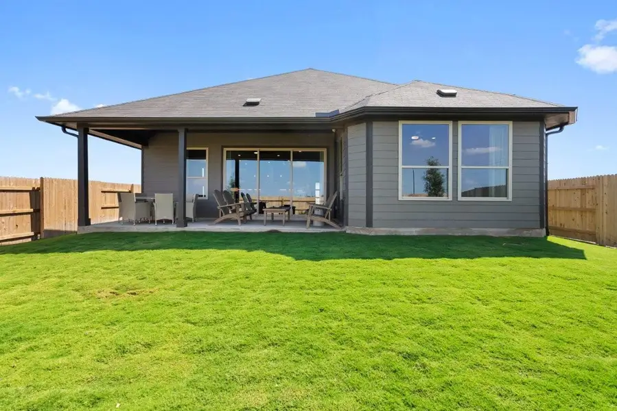 Representative images and renderings are for illustrative purposes. Actual structural options and design finishes of home may vary. Representative images and renderings are for illustrative purposes. Actual structural options and design finishes of home may vary.