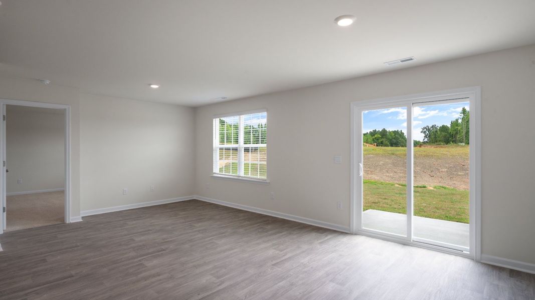 Spacious, unfurnished interior of a new home in Aspen Place, Thomasville (Image 16).