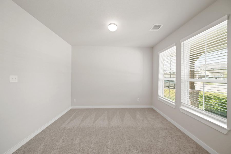 Spacious, unfurnished interior of a new home in Beacon Hill, Waller (Image 25).