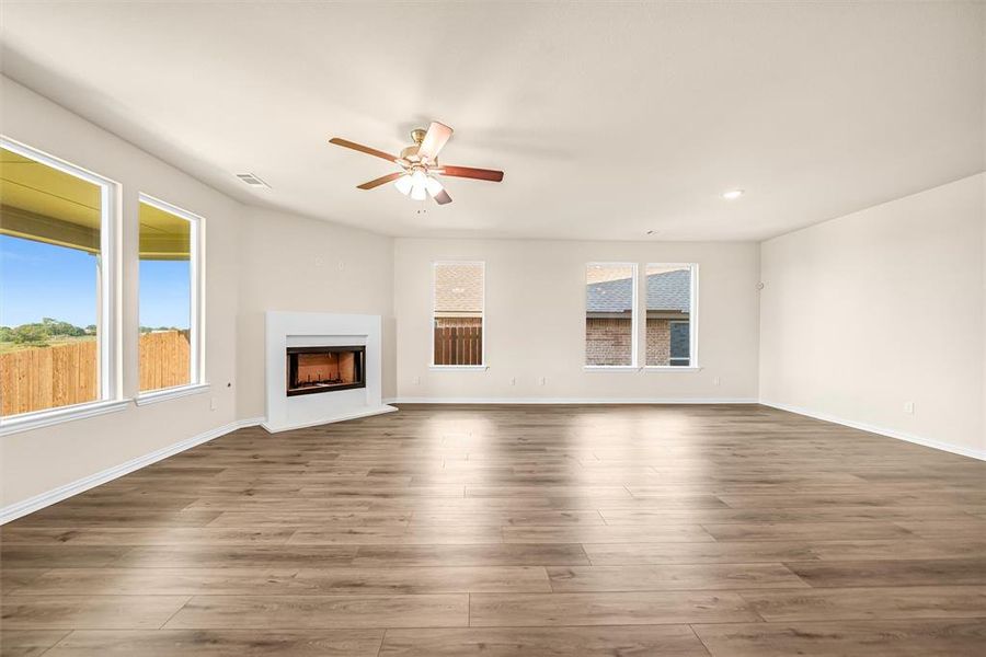 Spacious, unfurnished interior of a new home in Liberty Pointe, Gainesville (Image 28). Spacious, unfurnished interior of a new home in Liberty Pointe, Gainesville (Image 28).