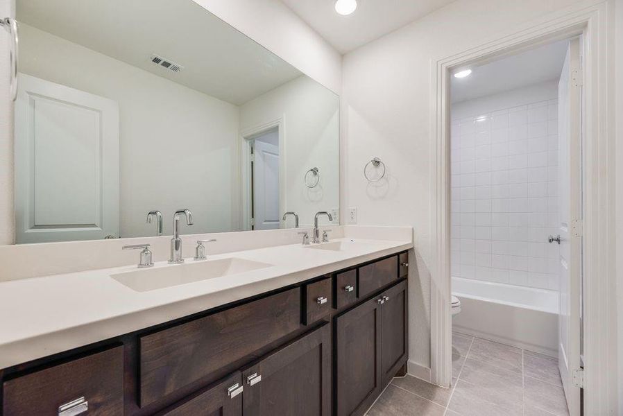 Furnished interior view inside a new home in , Celina (Image 5).