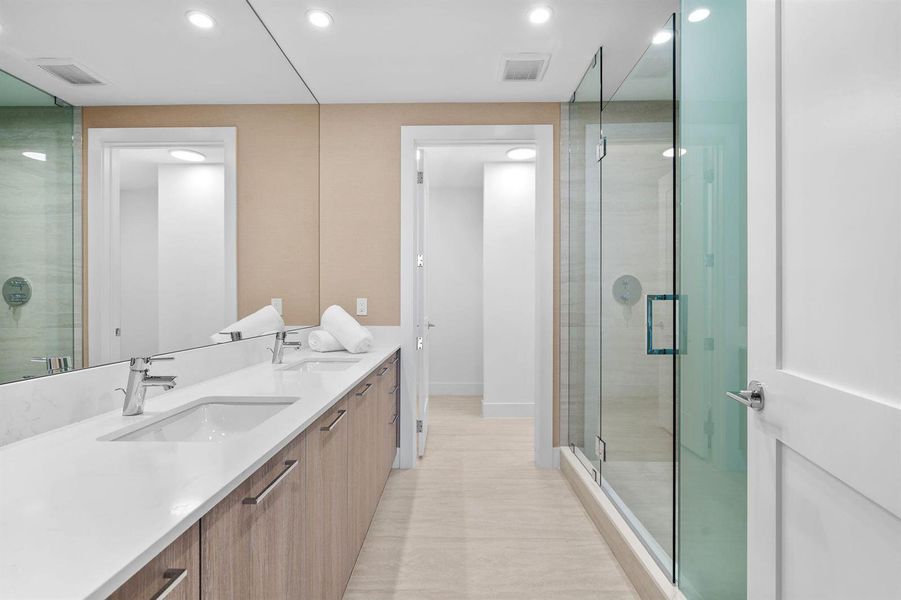 TURNKEY RESIDENCE