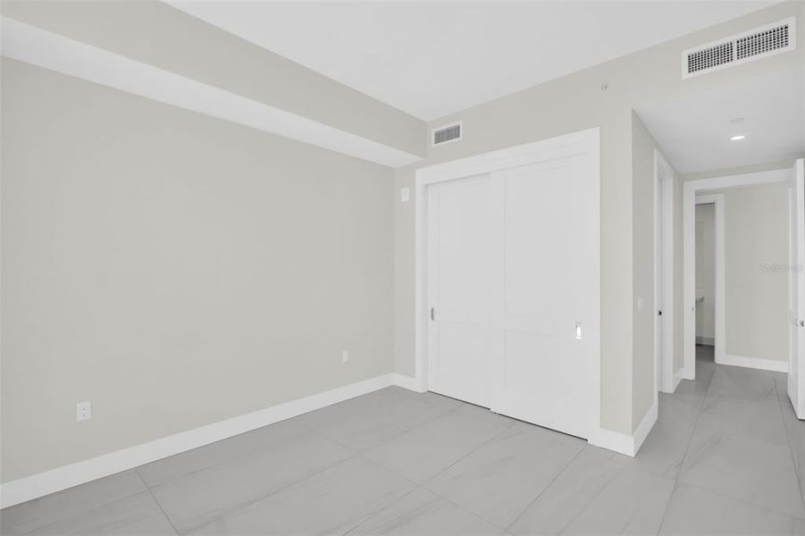Spacious, unfurnished interior of a new home in , St. Petersburg (Image 70). Spacious, unfurnished interior of a new home in , St. Petersburg (Image 70).