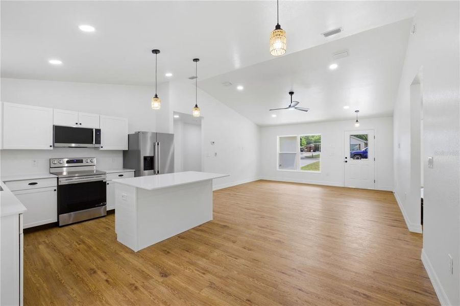 Image 33 of a home in .