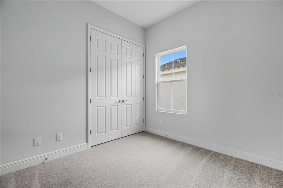Spacious, unfurnished interior of a new home in Mirada, San Antonio (Image 23).