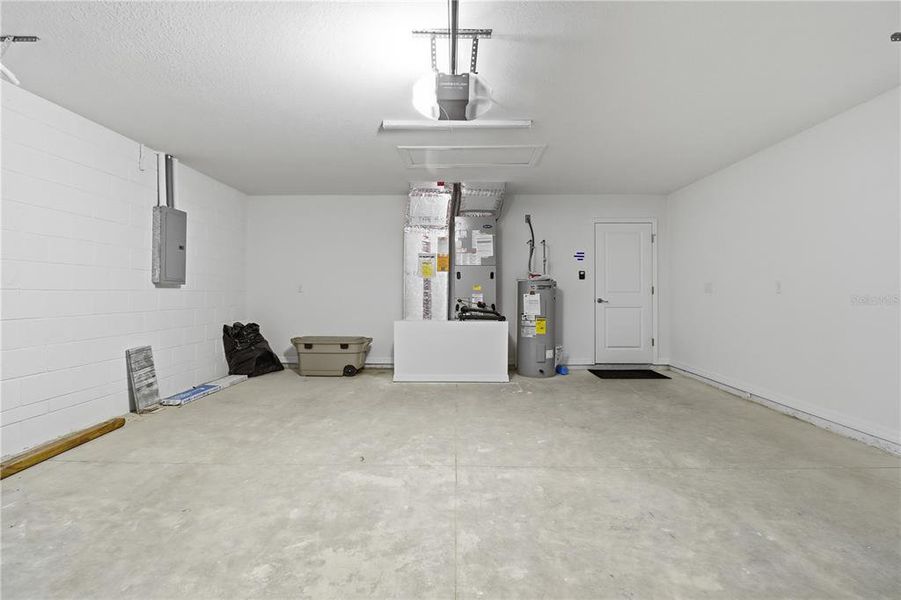 Spacious, unfurnished interior of a new home in , Ocala (Image 37). Spacious, unfurnished interior of a new home in , Ocala (Image 37).