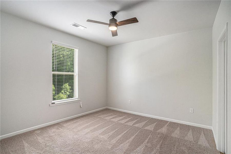 Spacious, unfurnished interior of a new home in , Hampton (Image 17).