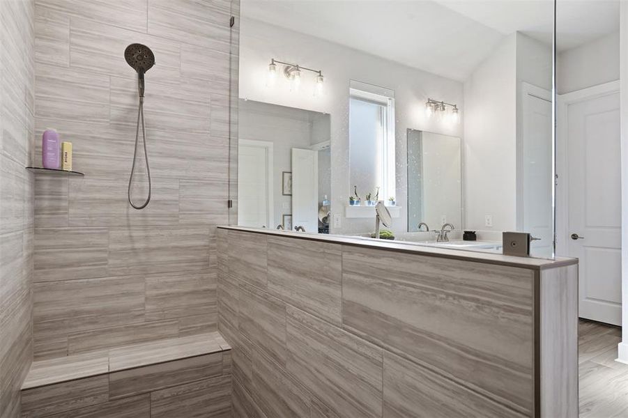 Image 39 of a home in Somerset Park.