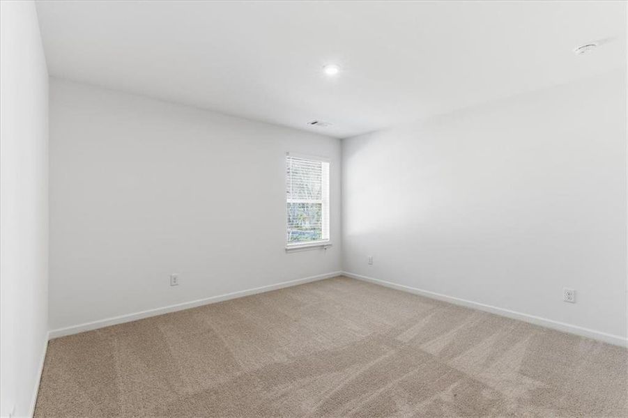 Spacious, unfurnished interior of a new home in Silver Leaf, Dawsonville (Image 18).