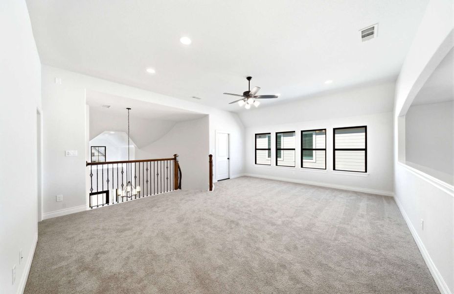 Spacious, unfurnished interior of a new home in The Highlands 55′, Porter (Image 39).