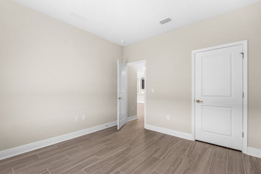 Spacious, unfurnished interior of a new home in Lake Merial, Panama City (Image 35). Spacious, unfurnished interior of a new home in Lake Merial, Panama City (Image 35).