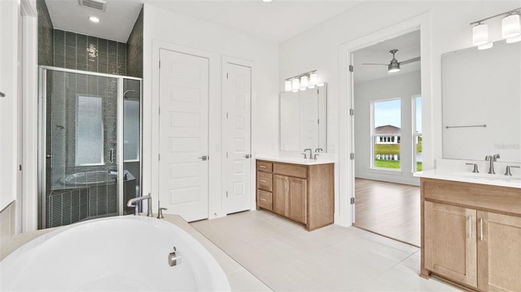 Furnished interior view inside a new home in Magnolia Bay 50', Nokomis (Image 6). Furnished interior view inside a new home in Magnolia Bay 50', Nokomis (Image 6).