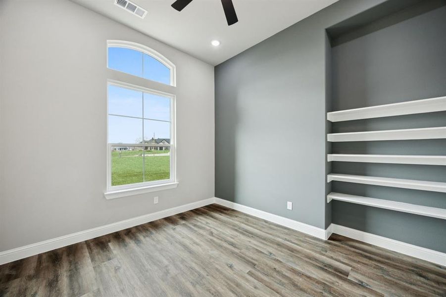 Spacious, unfurnished interior of a new home in , Royse City (Image 20).