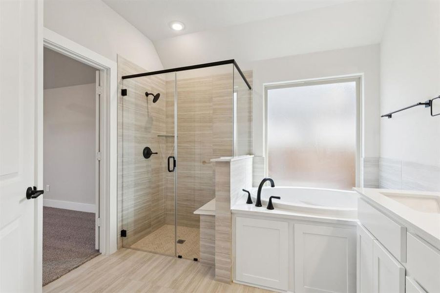 Furnished interior view inside a new home in Dove Hollow, Waxahachie (Image 11).