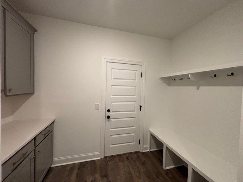 Spacious, unfurnished interior of a new home in The Preserve at Five Oaks, Lebanon (Image 13).