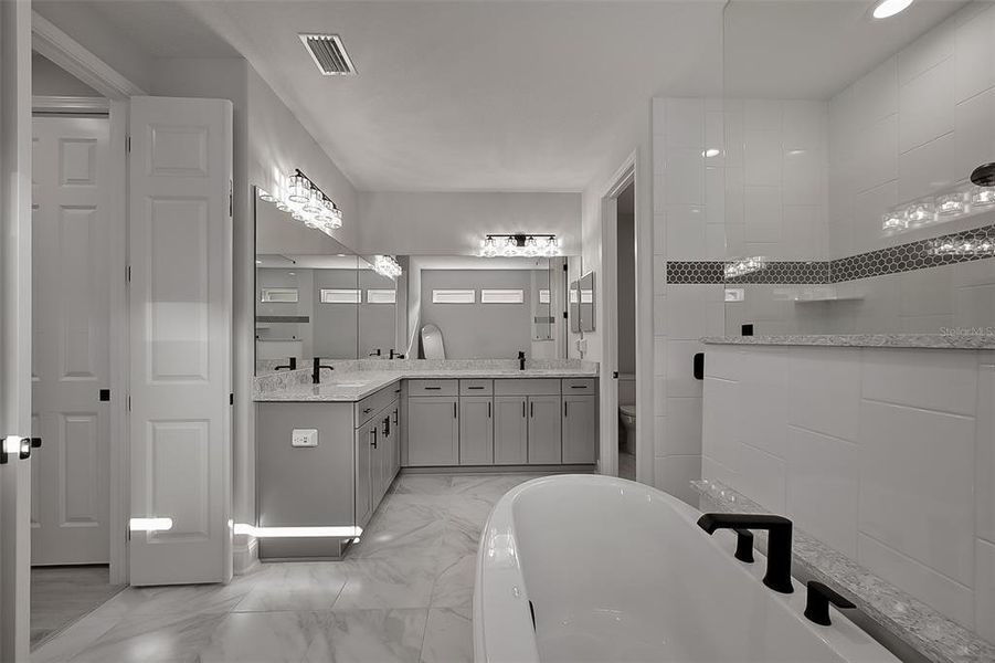 Furnished interior view inside a new home in , Green Cove Springs (Image 43).