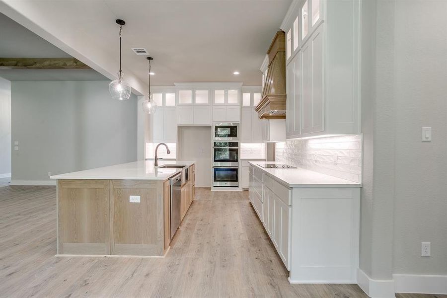 Image 34 of a home in Escondido Ranches. Image 34 of a home in Escondido Ranches.