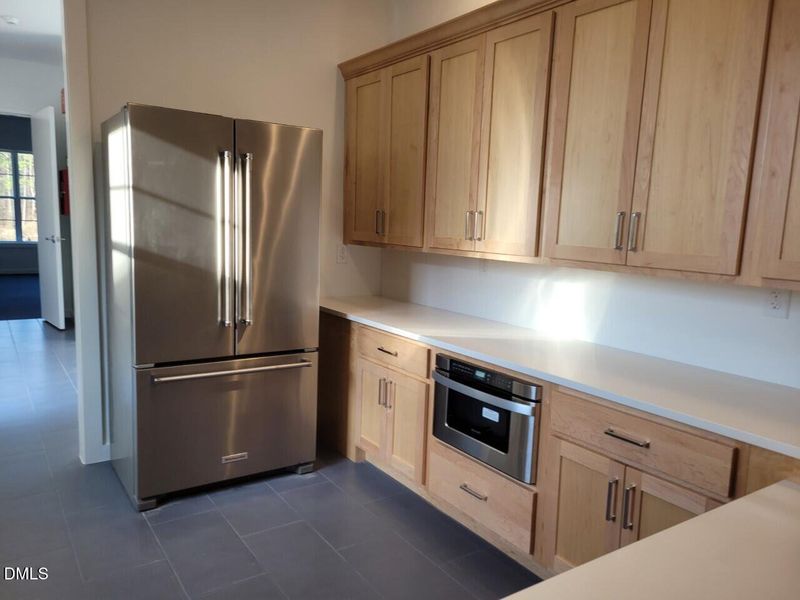 HL Clubhouse kitchen 2-22