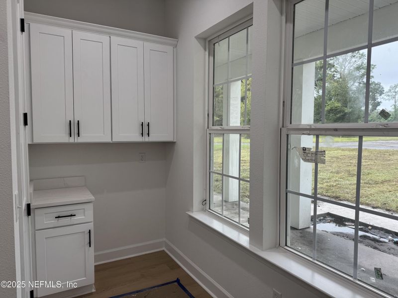 Furnished interior view inside a new home in , Palatka (Image 5).