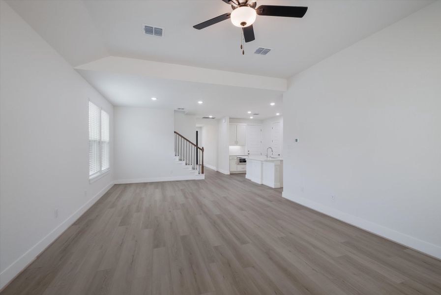 Spacious, unfurnished interior of a new home in Crown Ridge Manor, San Antonio (Image 16). Spacious, unfurnished interior of a new home in Crown Ridge Manor, San Antonio (Image 16).