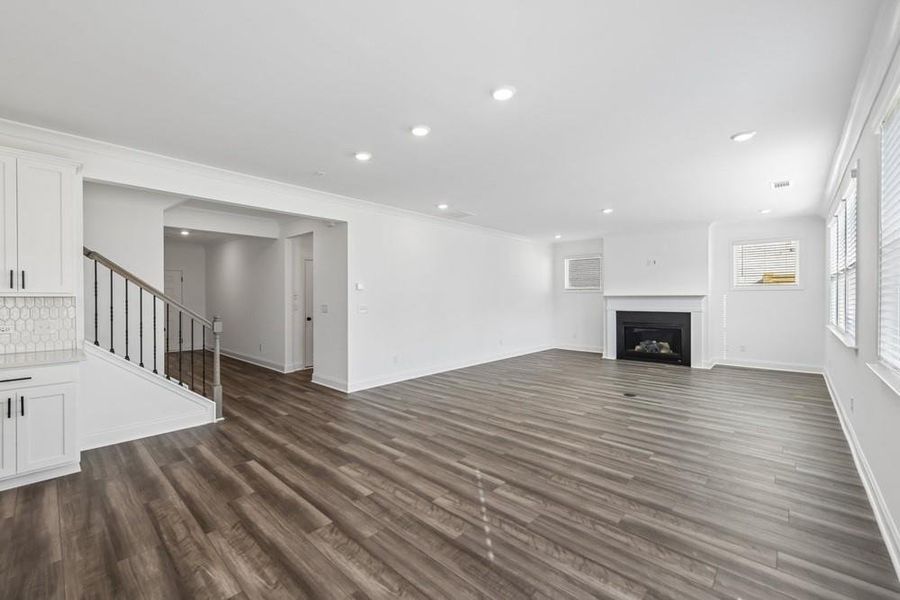 Spacious, unfurnished interior of a new home in Auburn Glen, Dacula (Image 30).