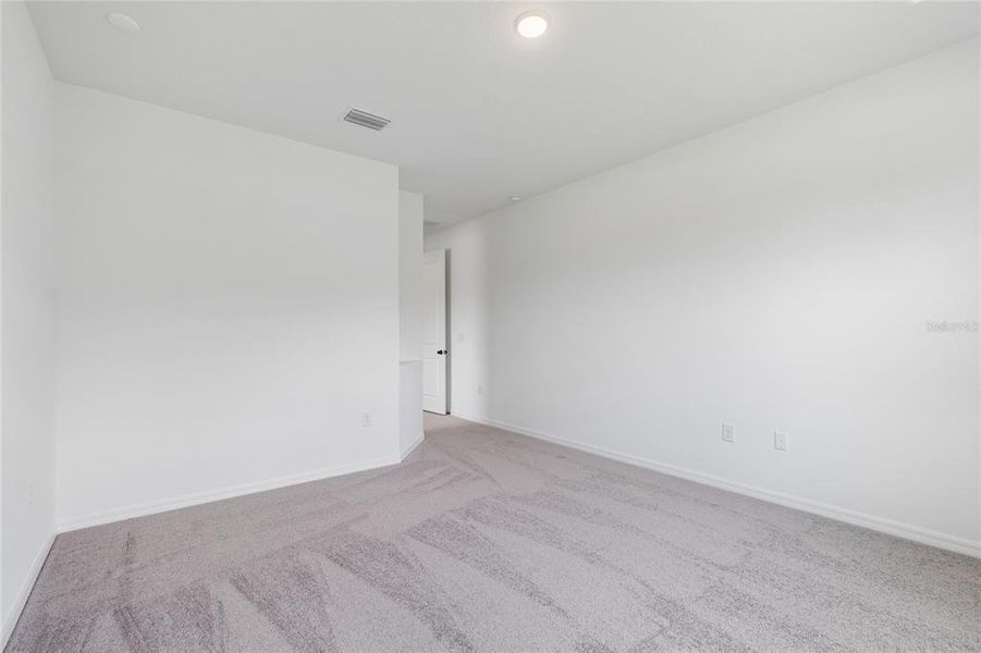 Spacious, unfurnished interior of a new home in Isles at Bayview, Parrish (Image 24). Spacious, unfurnished interior of a new home in Isles at Bayview, Parrish (Image 24).