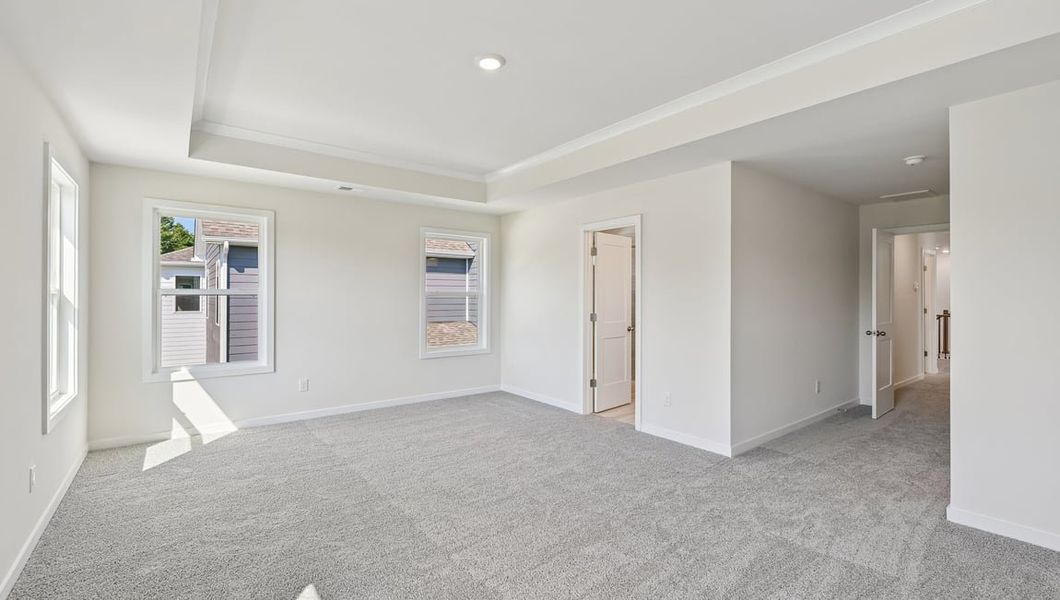 Spacious, unfurnished interior of a new home in Oak Grove Hill, Huntersville (Image 32).