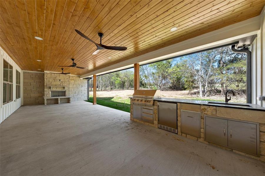 Exterior details and patio area of a home in , China Spring (Image 3).