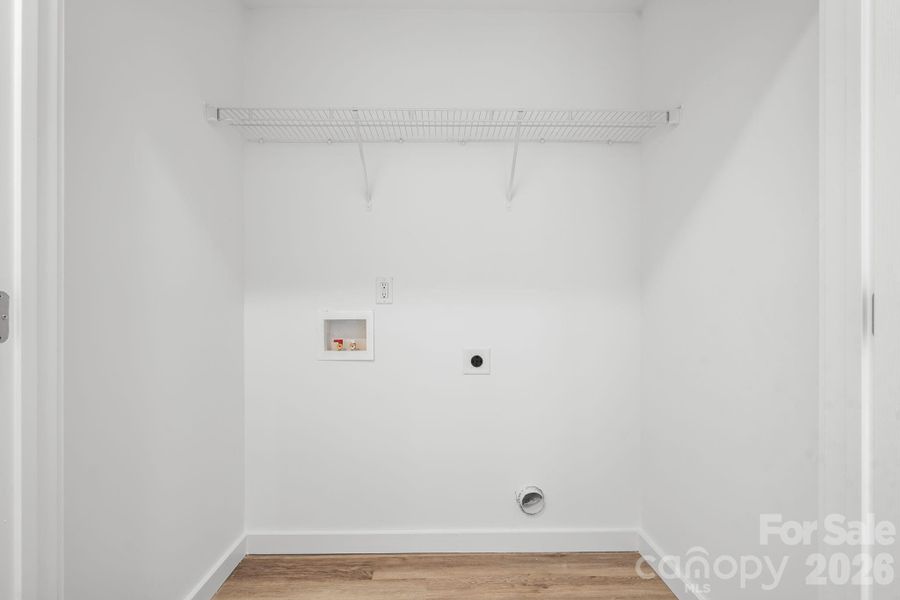 Spacious, unfurnished interior of a new home in , Catawba (Image 18).