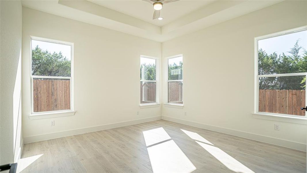 Spacious, unfurnished interior of a new home in , Granbury (Image 30).