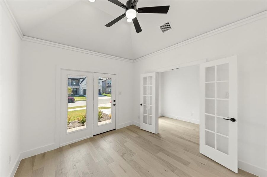 3_04. 5513 Burford - Dining 3_04. 5513 Burford - Dining