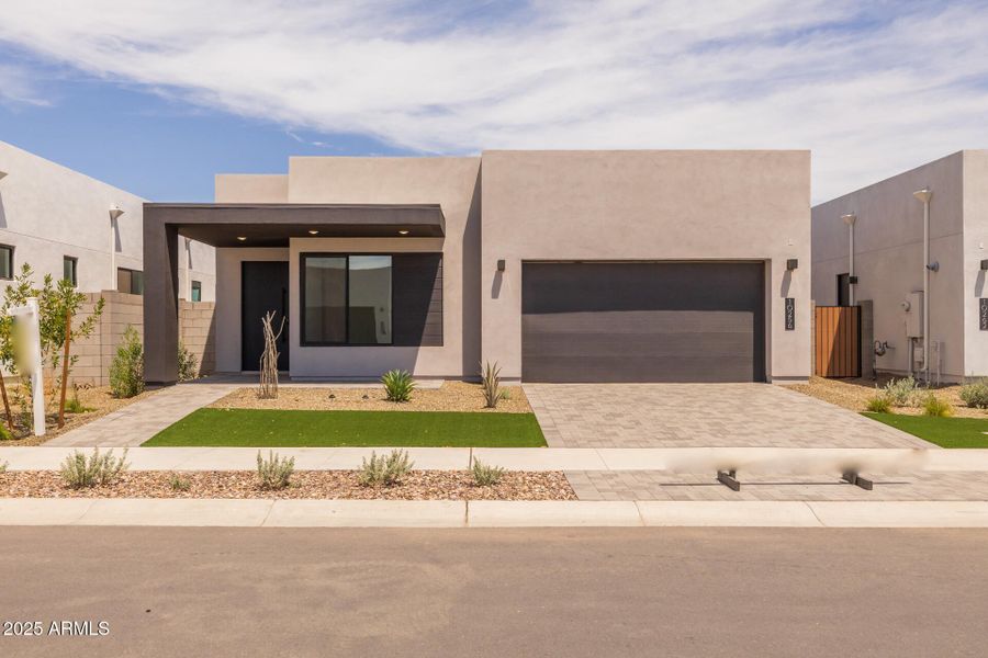 1)FRONT OF HOME 1)FRONT OF HOME