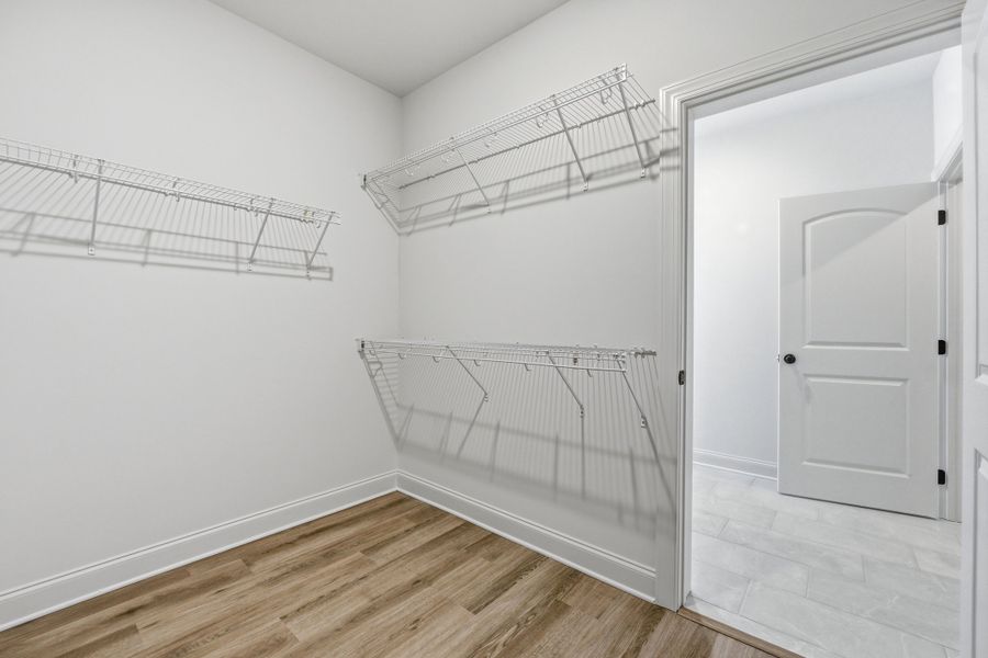 Optional door to Laundry room